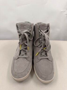 Sorel Light Gray Suede High-Top Sneakers with Yellow Lace Tips woman’s size 9.5